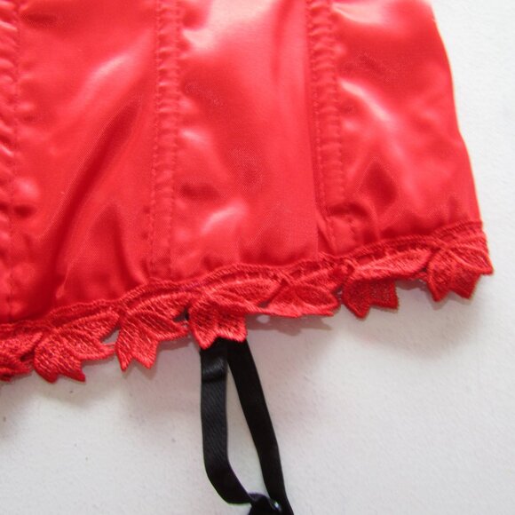 Red Satin Lace Trimmed Corset Set - NEW - Picture 6 of 7